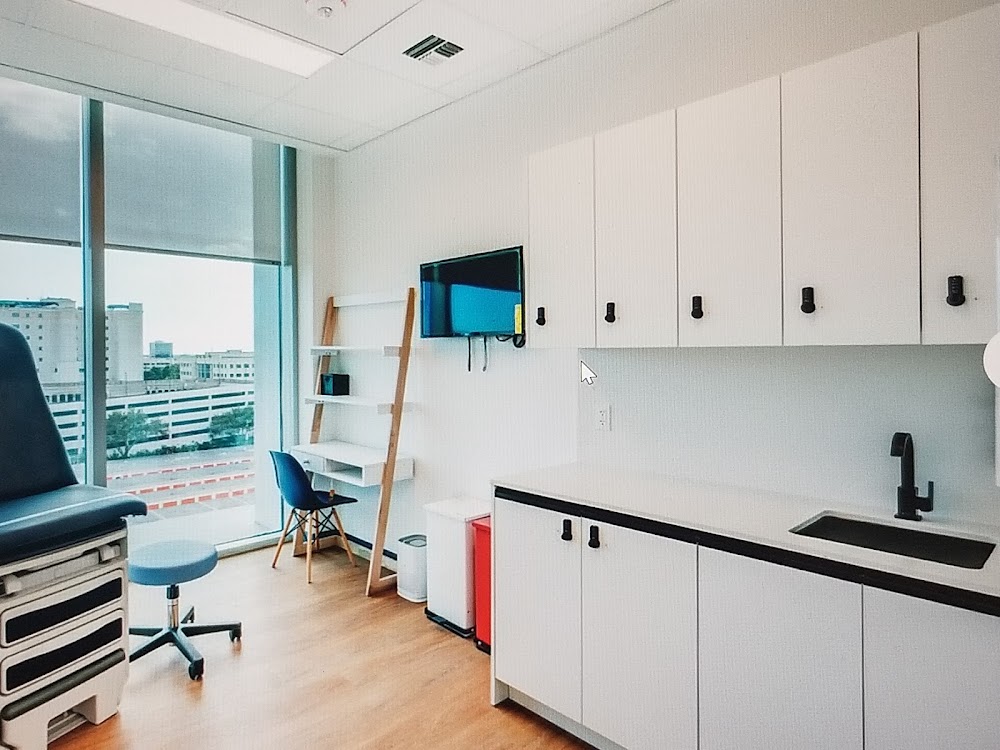 Universal Medical and Wellness Center